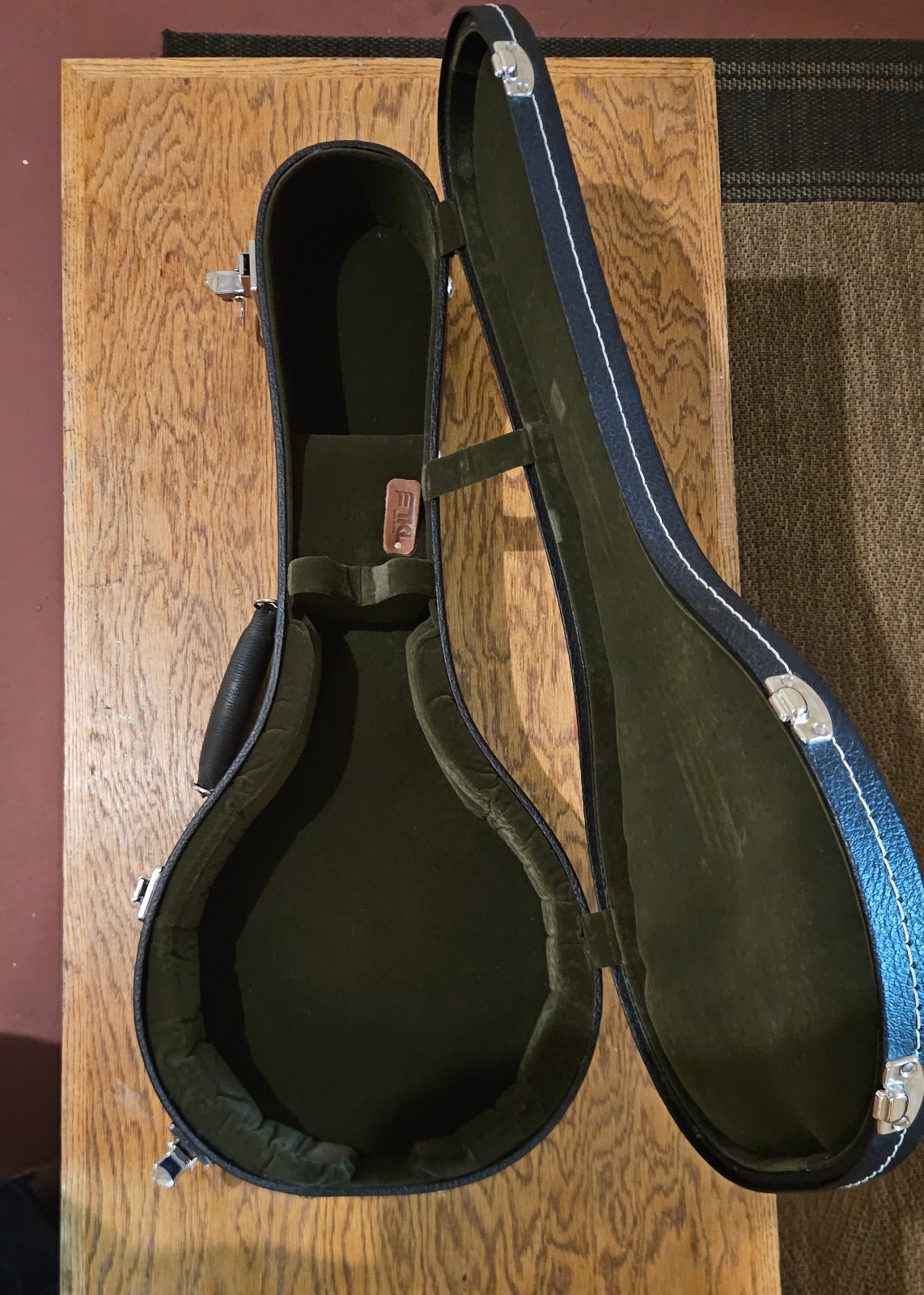 2011 Collings MT-2 Mandola, lightly used, w/Collings hs case