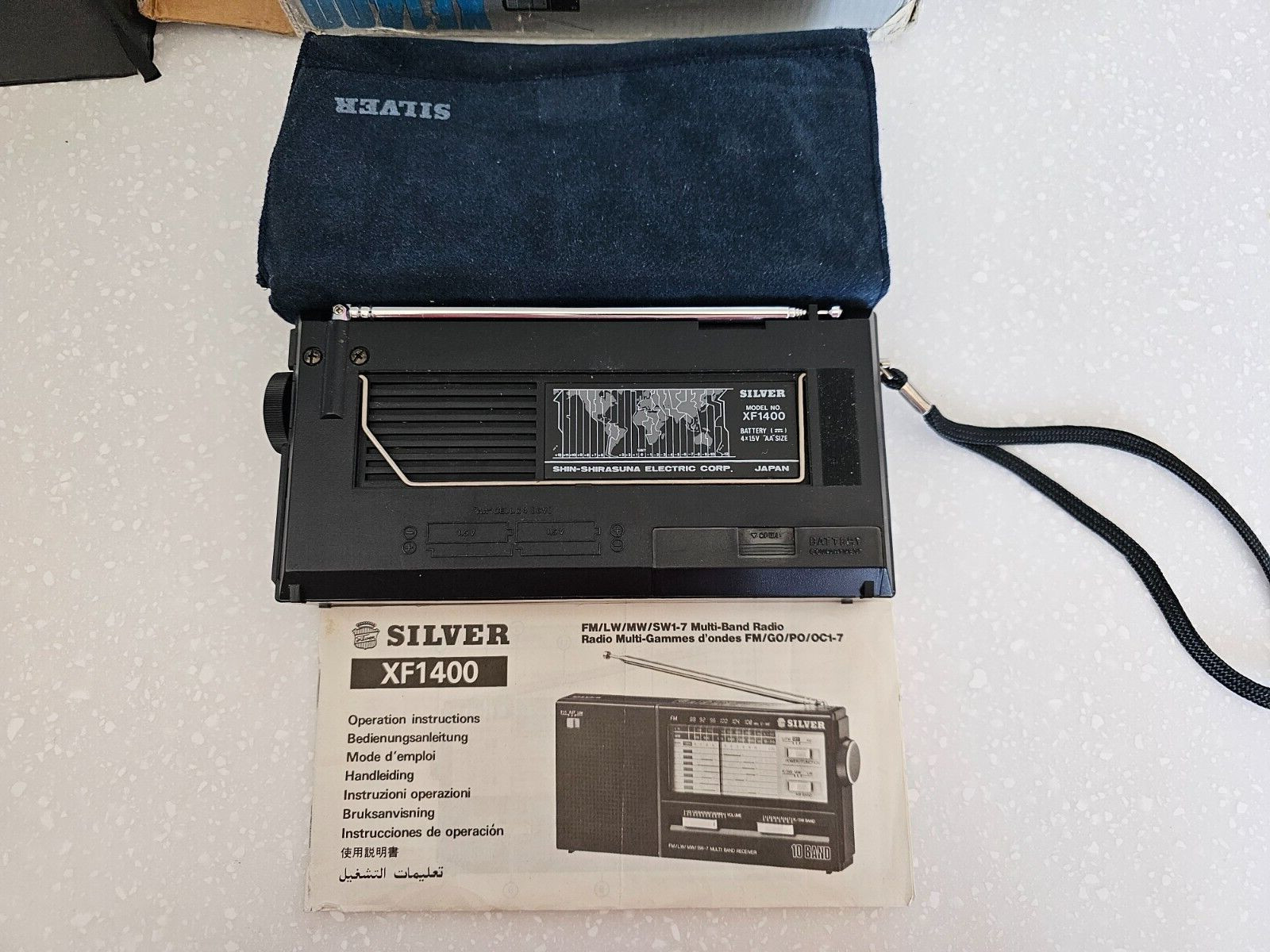 Radio Silver XF2400
