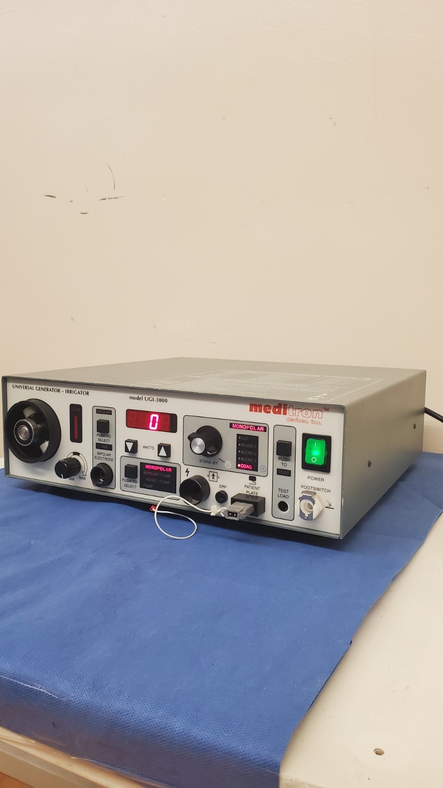 Meditron UGI 3000 Irrigator. Universal Generator