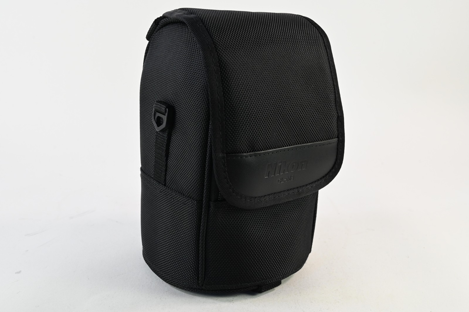 Nikon CL-M3 Lens Case For AF-S 14-24mm f/2.8G & AF-S 24-70mm f/2.8G lenses #G824