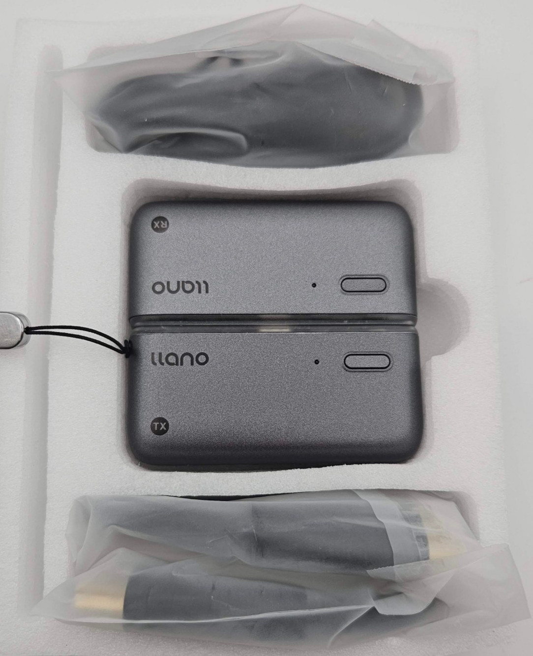 Llano S850 Type-C Wireless HDMI Transmitter Receiver Kit 50M Ultra Slim, black