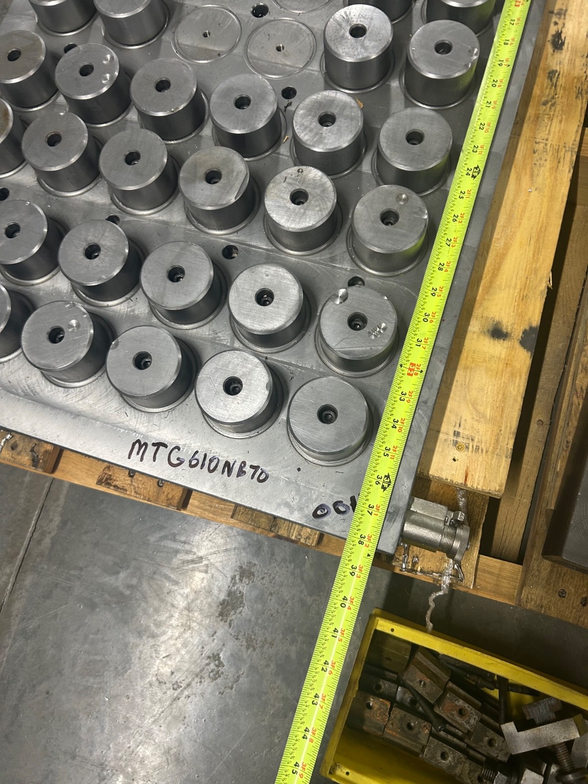 Tecnomagnete magnetic machine chucks —one lot for both systems