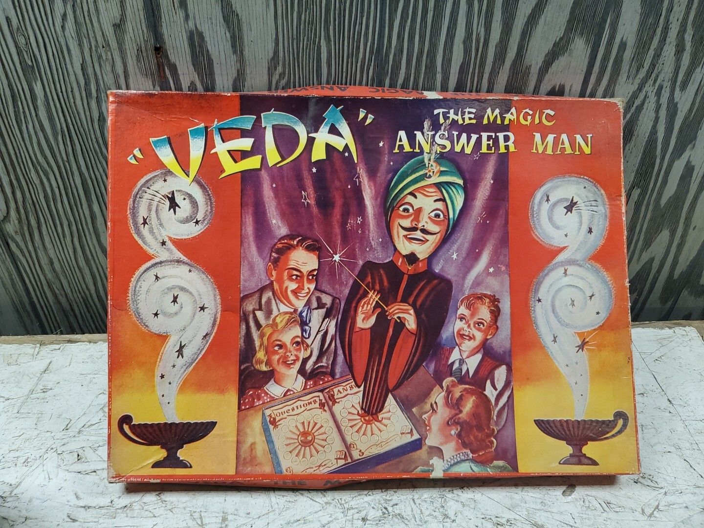 VEDA the MAGIC ANSWER MAN Original  1940 Game WIZ NOVELTY Product (C23)