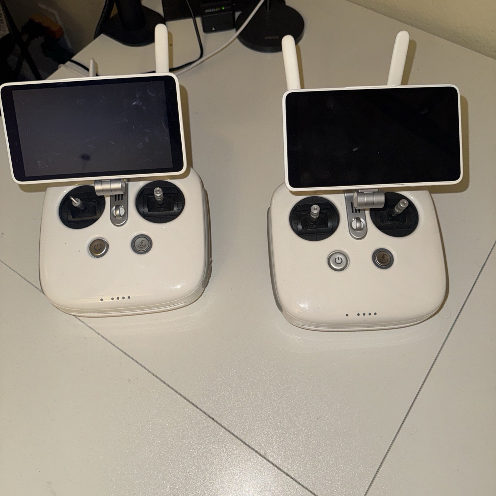 DJI Phantom 4 Pro V2.0/4 Pro+ V2.0 Remote Controller-GL300K (Support ONLY V2.0)