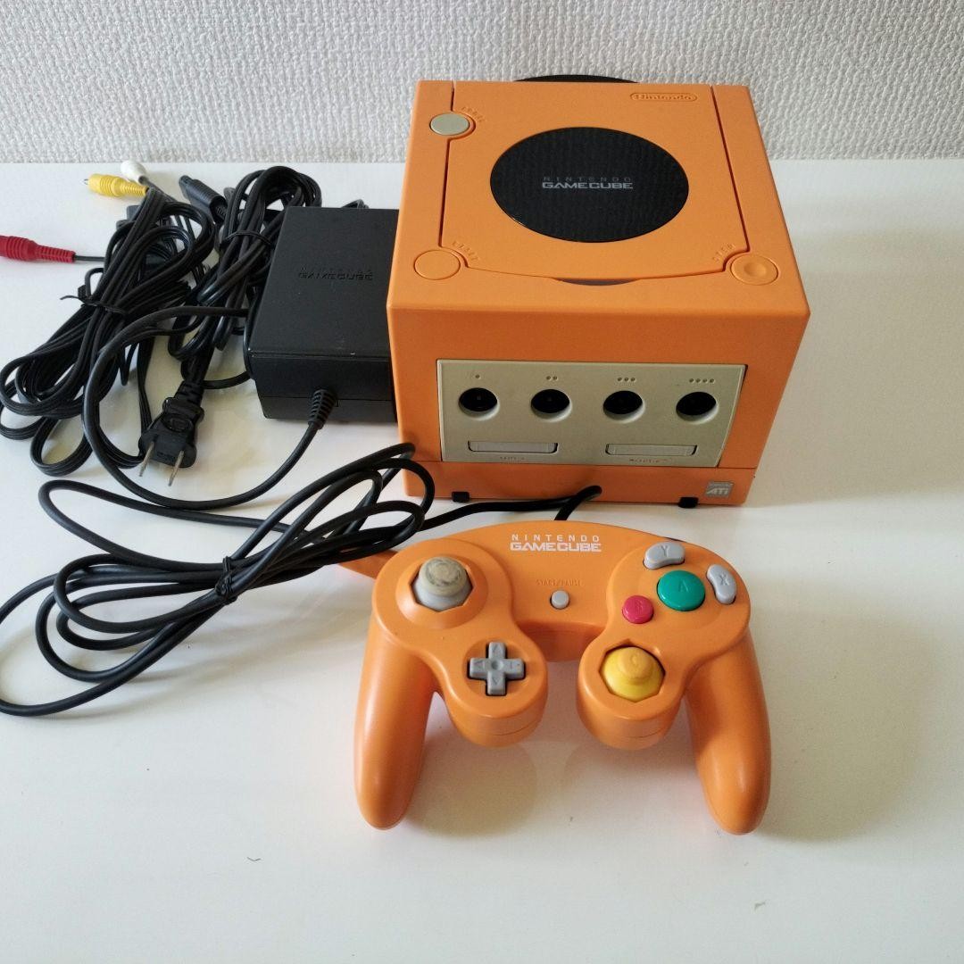 Nintendo GameCube Orange DOL-001 NTSC-U Serviced Tested A0381
