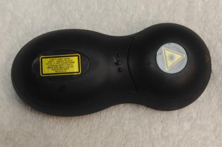 Kensington M01354-P Wireless Presenter With Red Laser
