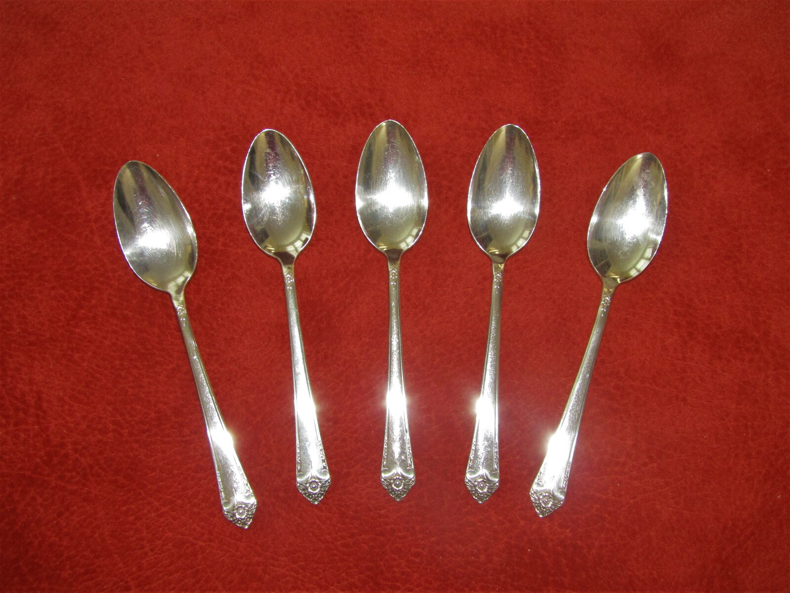 5 VTG Rogers Bros STARLIGHT Reinforced Silverplate Teaspoons 1950 by IS 6 1/4"