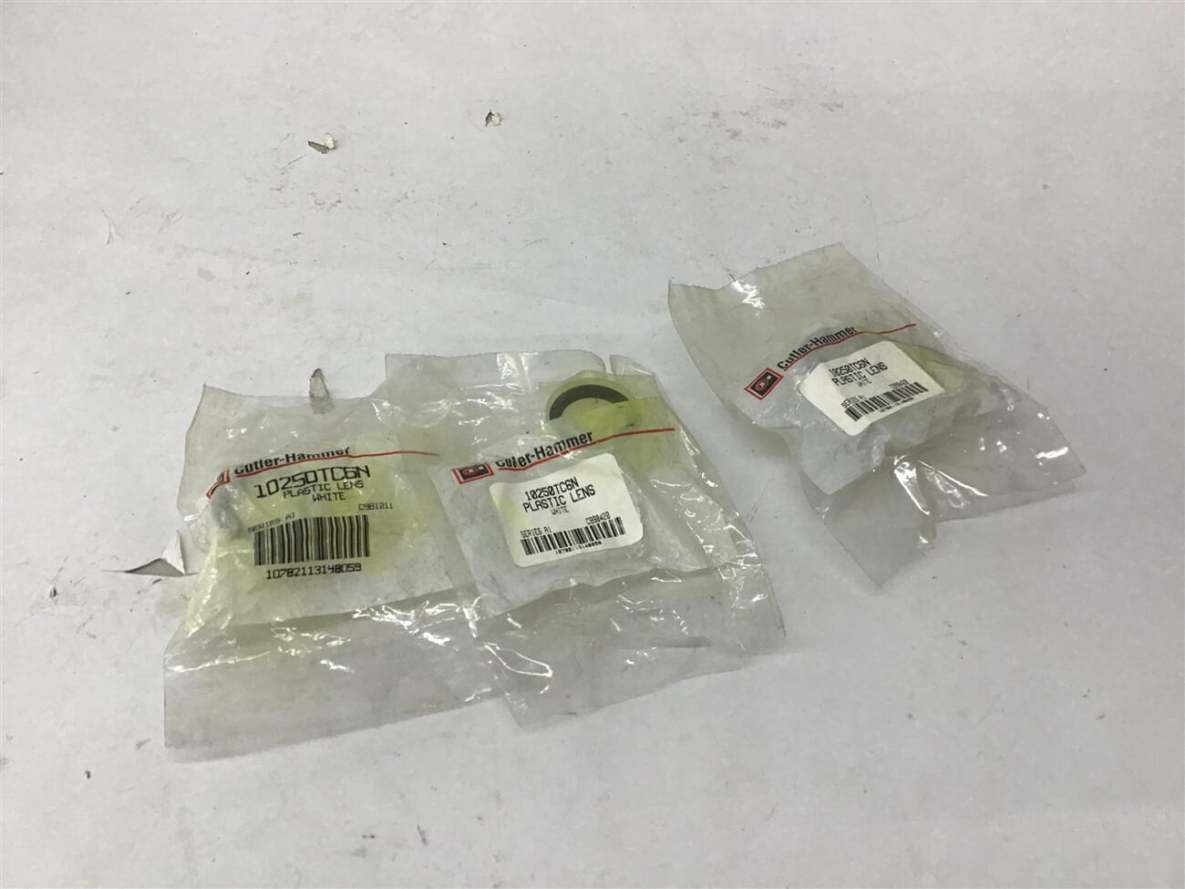 Cutler Hammer 10250TC6N 30mm White Lens Cap Lot Of 3