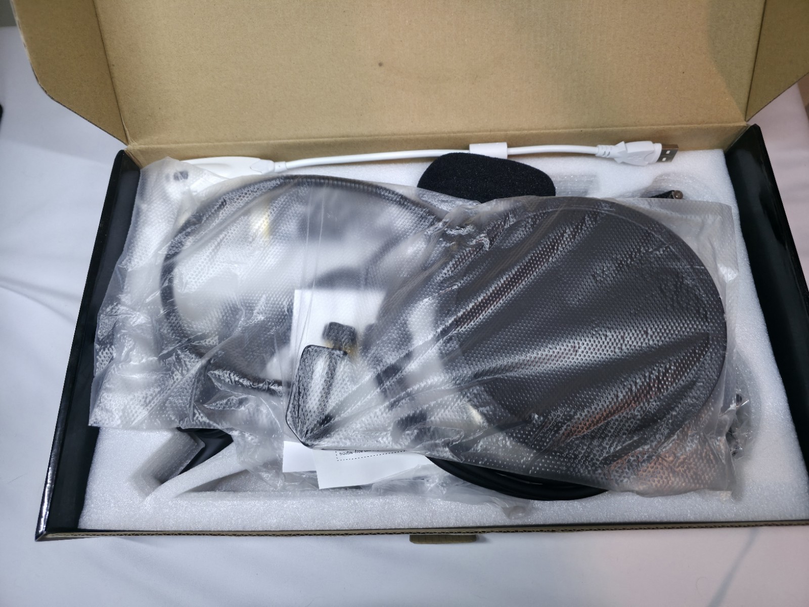 Zingyou BM-800 Condenser Microphone Studio Recording Bundle - In Box Complete