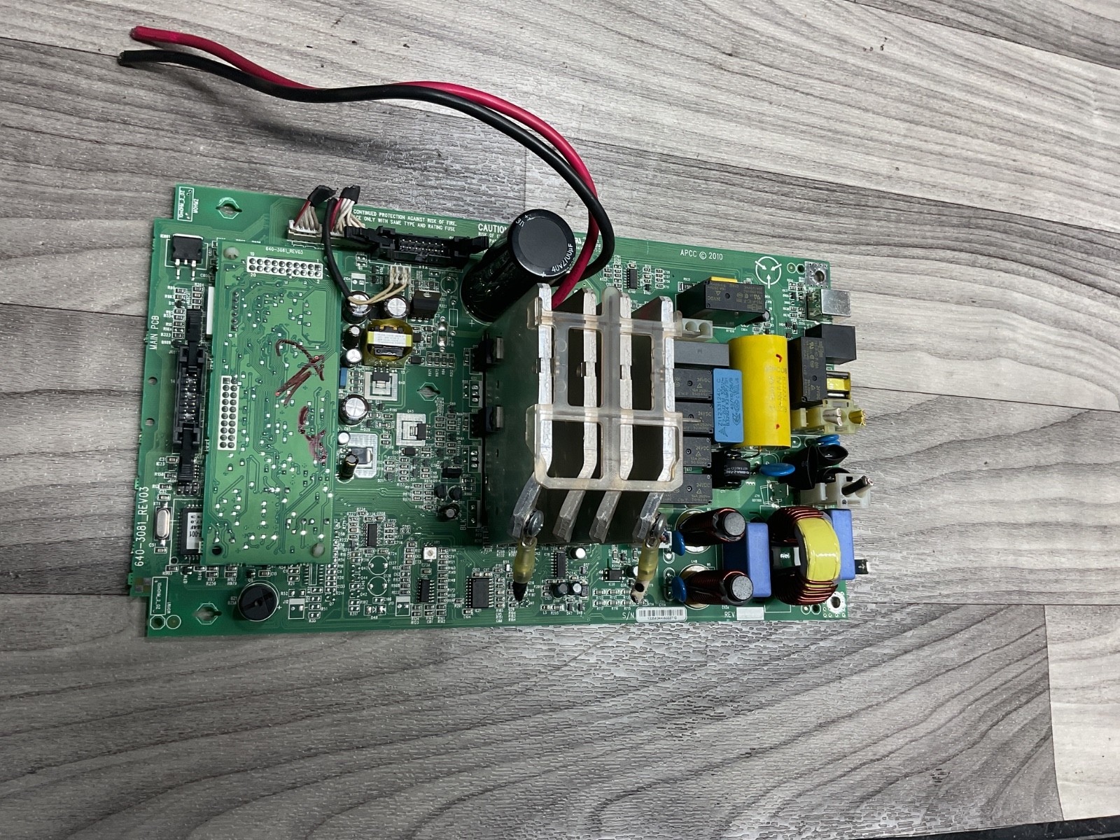 Apc Smart UPS 1500 Circuit board #300N137