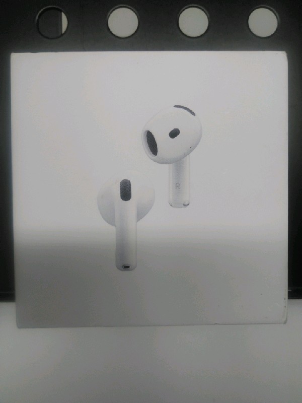 Apple AirPods 4 Bluetooth Earbuds White Audio Voice Isolate USB-C Charging Case