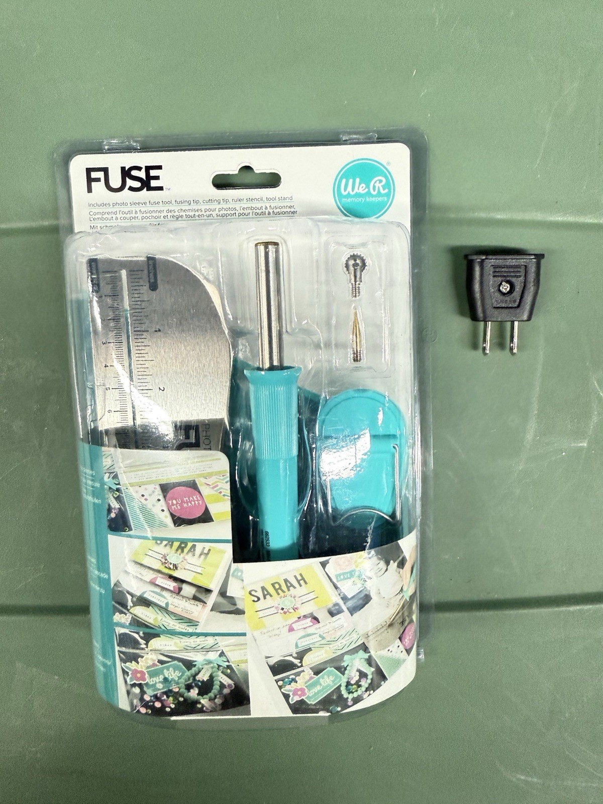 We R Memory Keepers FUSE Tool European Version w/ US Adapter Scrapbooking