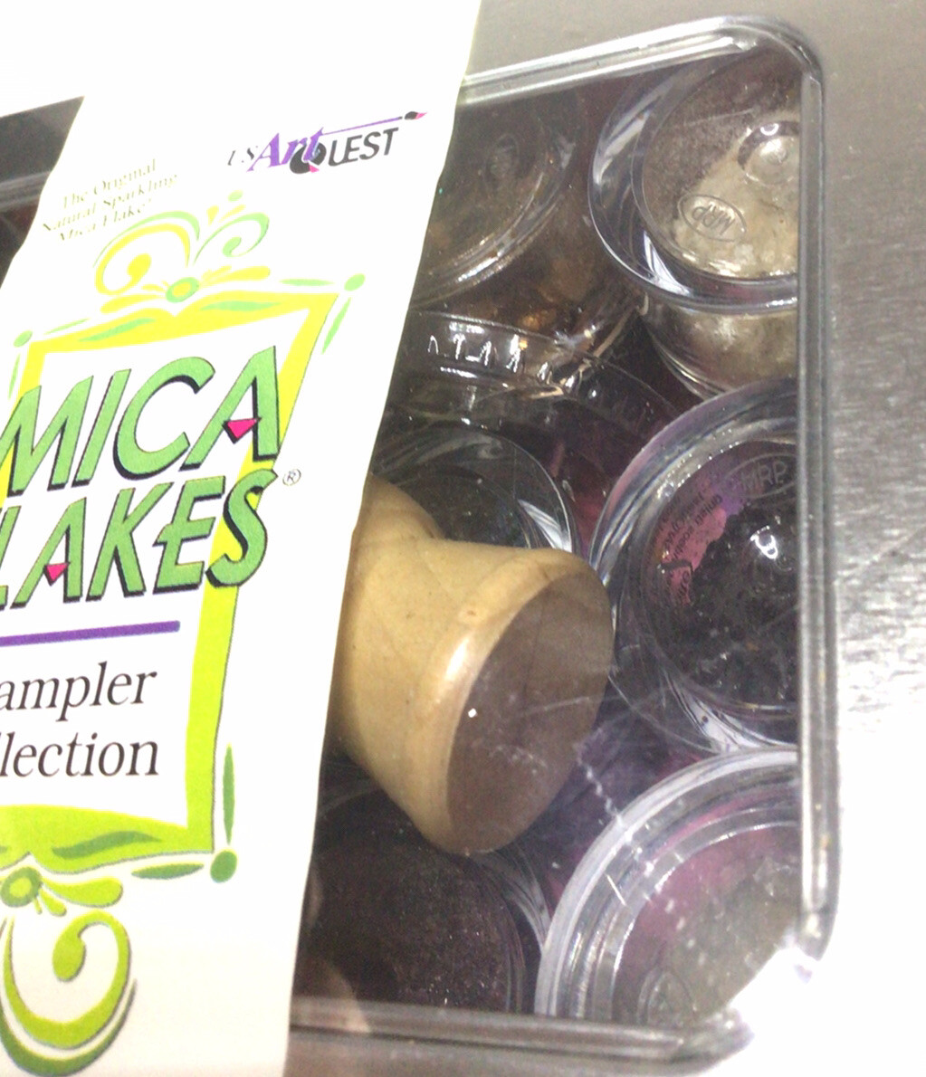 Mica Flakes Sampler Kit Collection US Art Quest Unopened