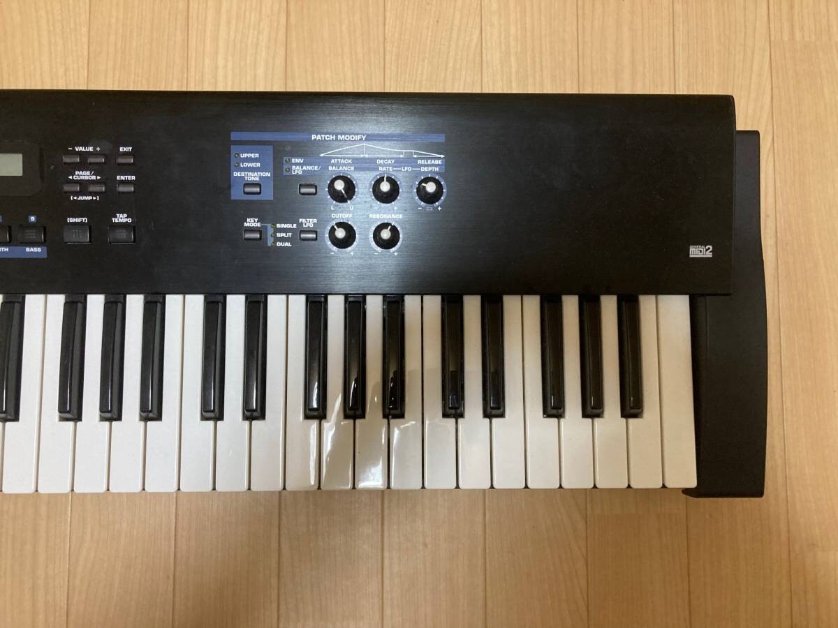 Roland Juno-D 61-Key Synthesizer Keyboard Black