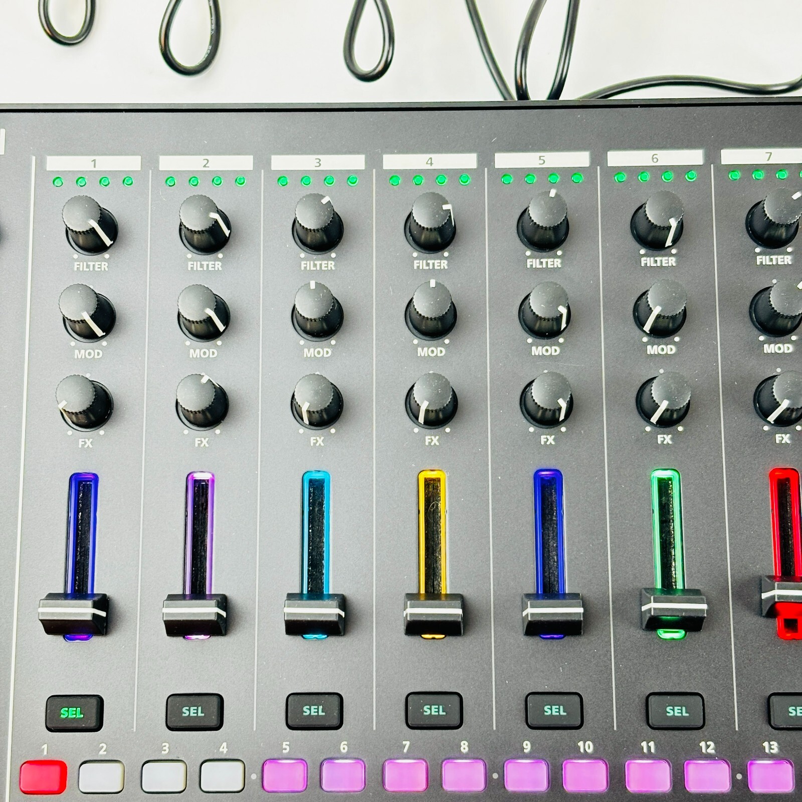 Roland MC-707 Sampler Drum Machine Synthesizer Groovebox Workstation Tested