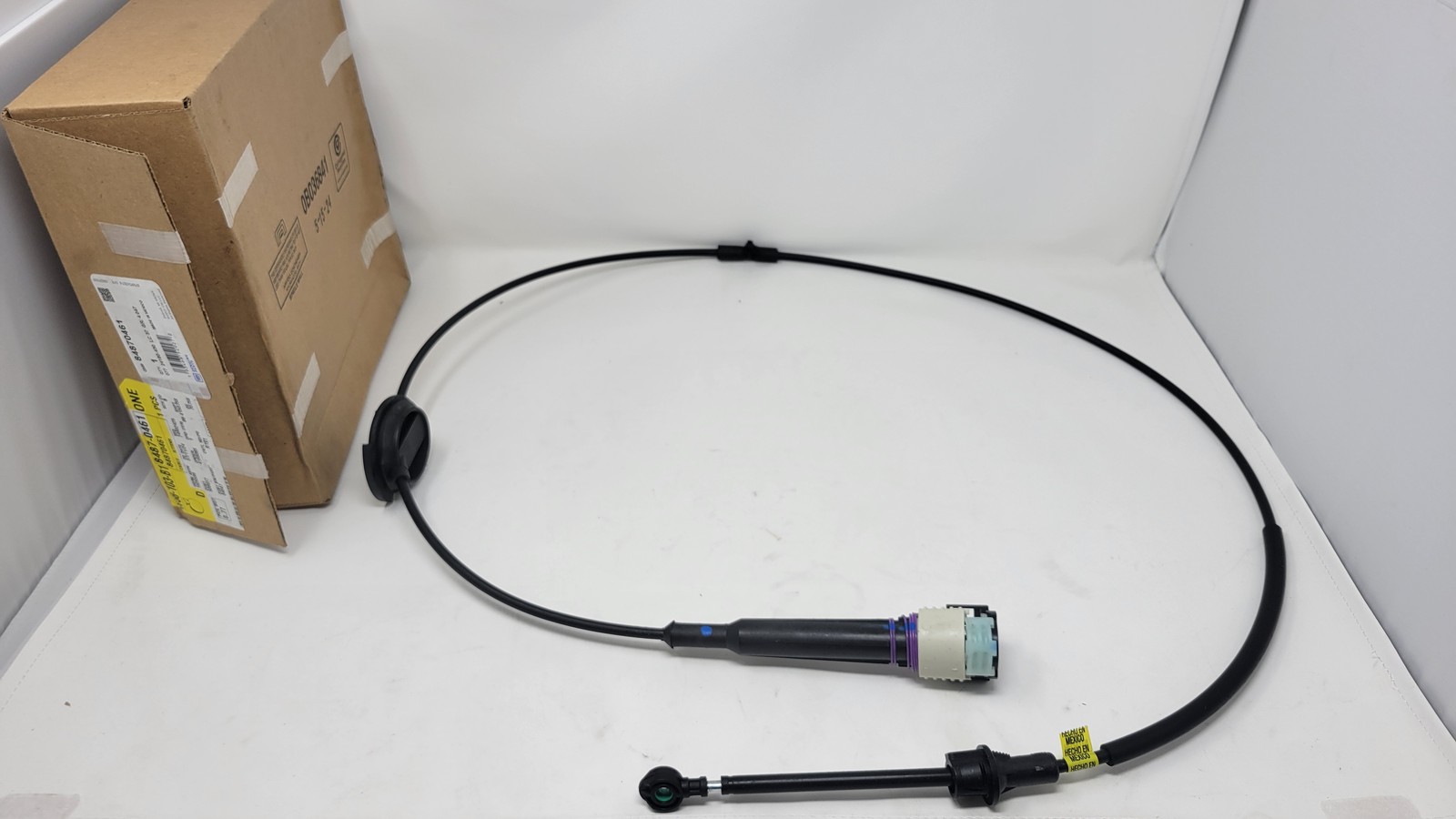 NEW GM OEM 2003-2020 Express Savana Auto Transmission Shifter Cable 84870461