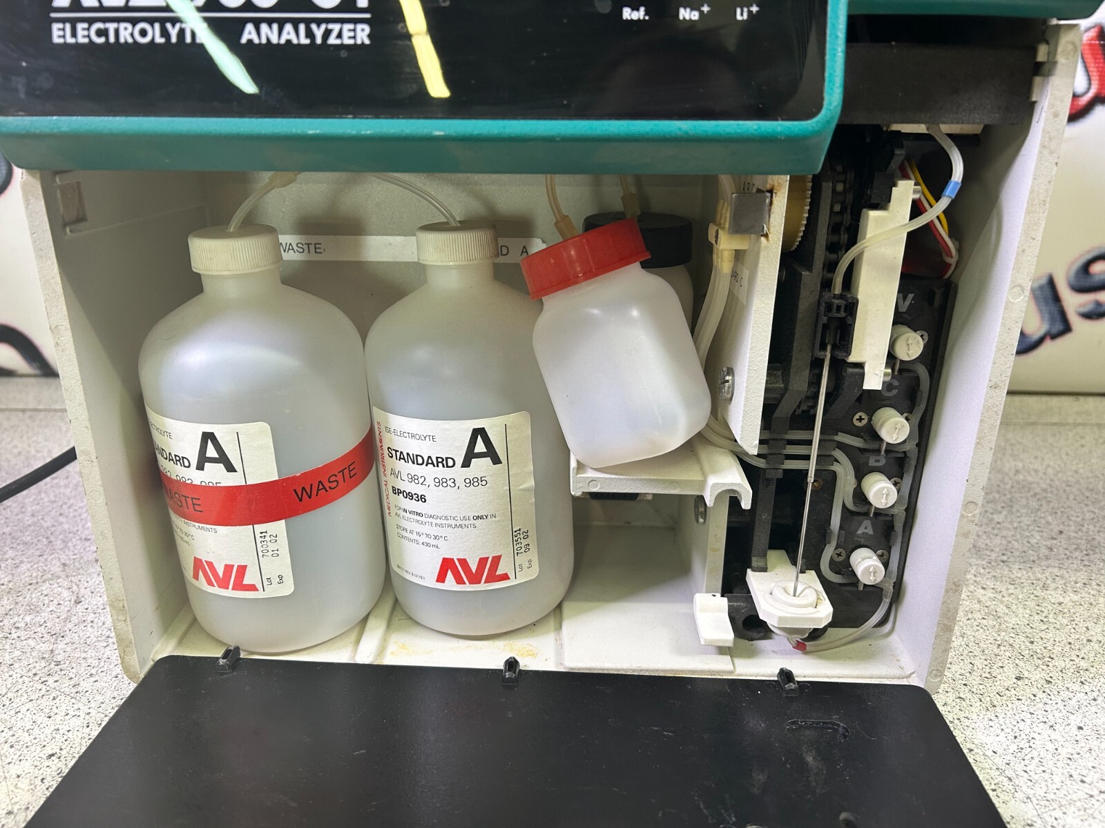 AVL 985-S1 Electrolyte Analyzer