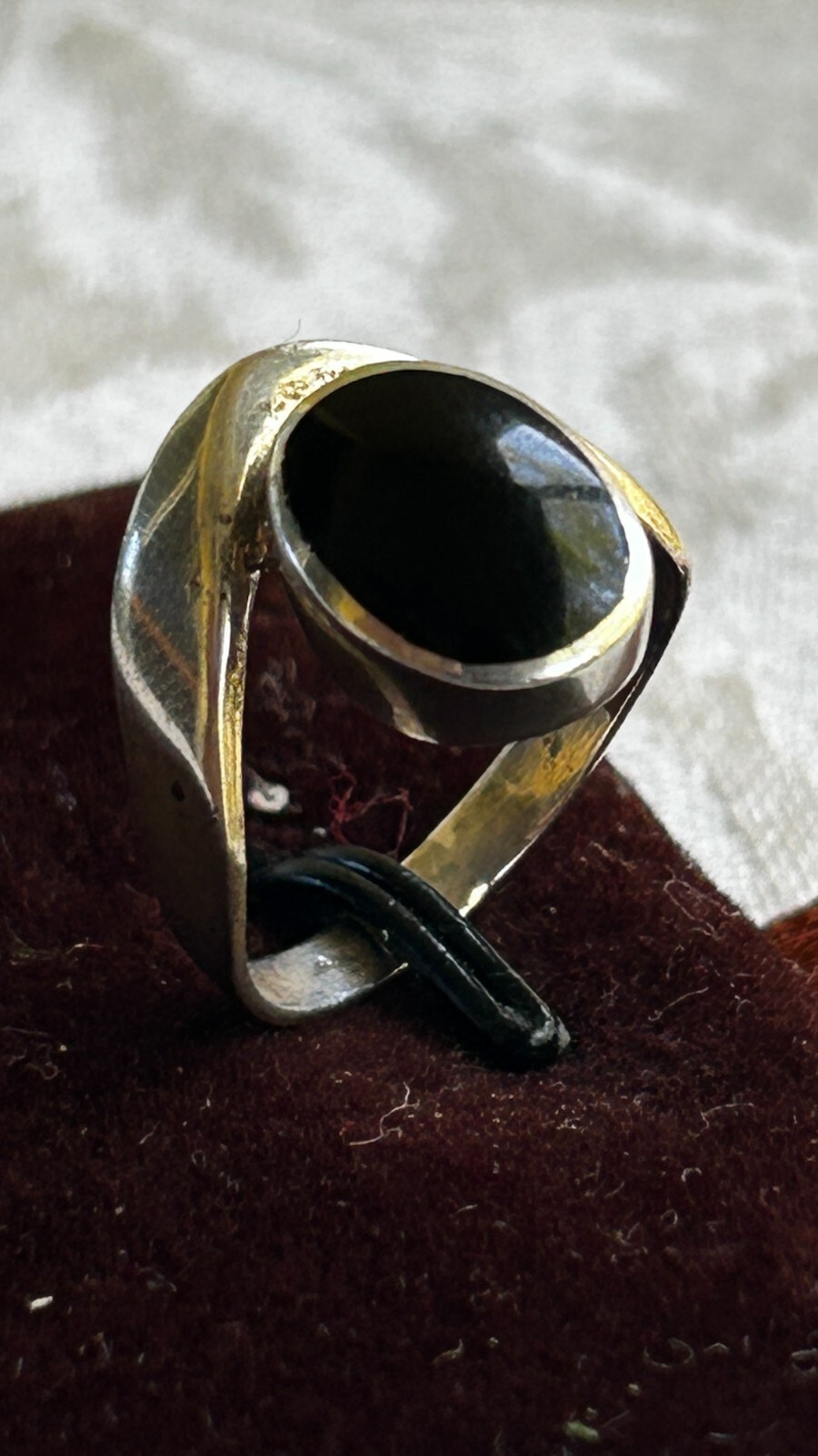 925 Sterling Silver Statement Artistic Onyx Ring Size 6  2.8 Grams