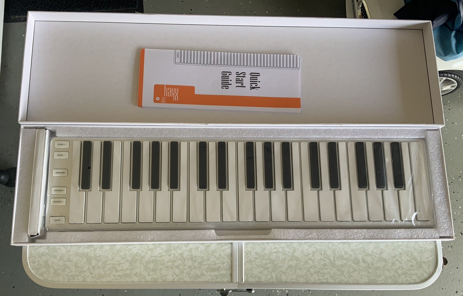 NEW! | Xkey 37 LE MIDI Keyboard Controller & Solar Lite Protective Case BUNDLE