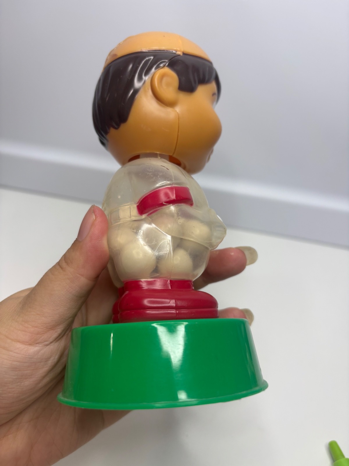 Baseball Bobblehead Player with Chewing Gum MLB (Used) missing cap Hilco MLBP
