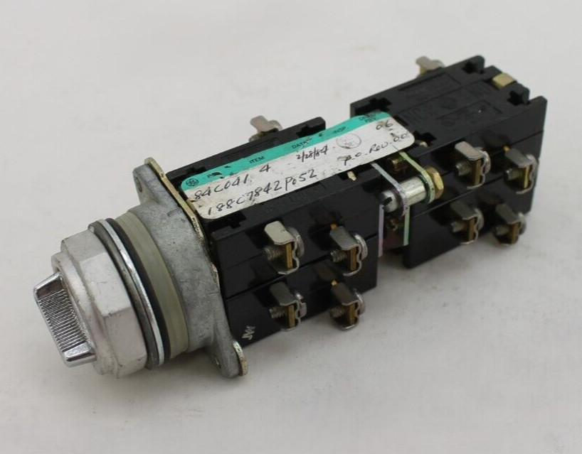 GE 188C7842P052 Selector Switch