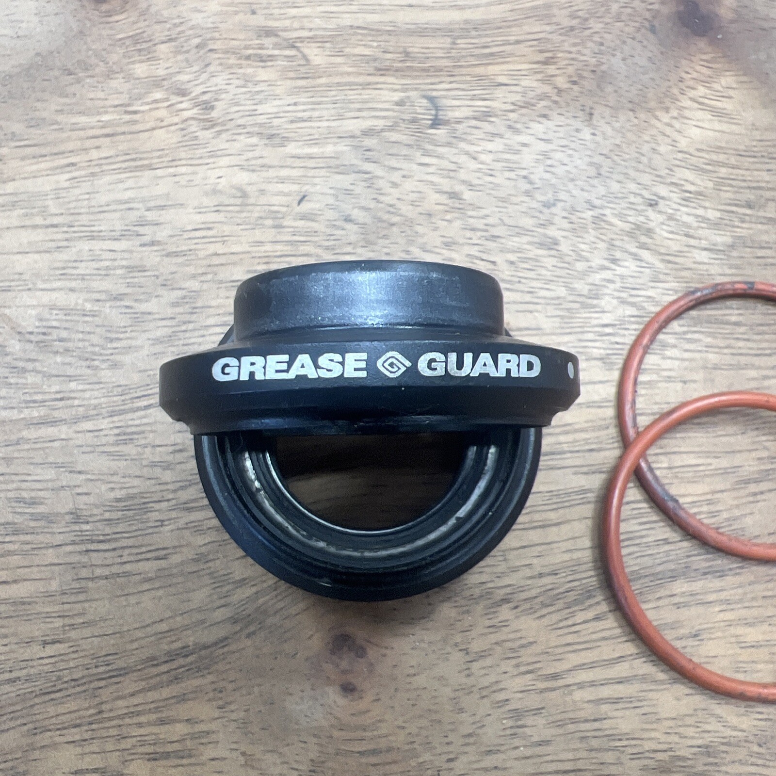 WTB Grease Guard Headset 1 1/8" Wilderness Trail Bikes Black Threadless