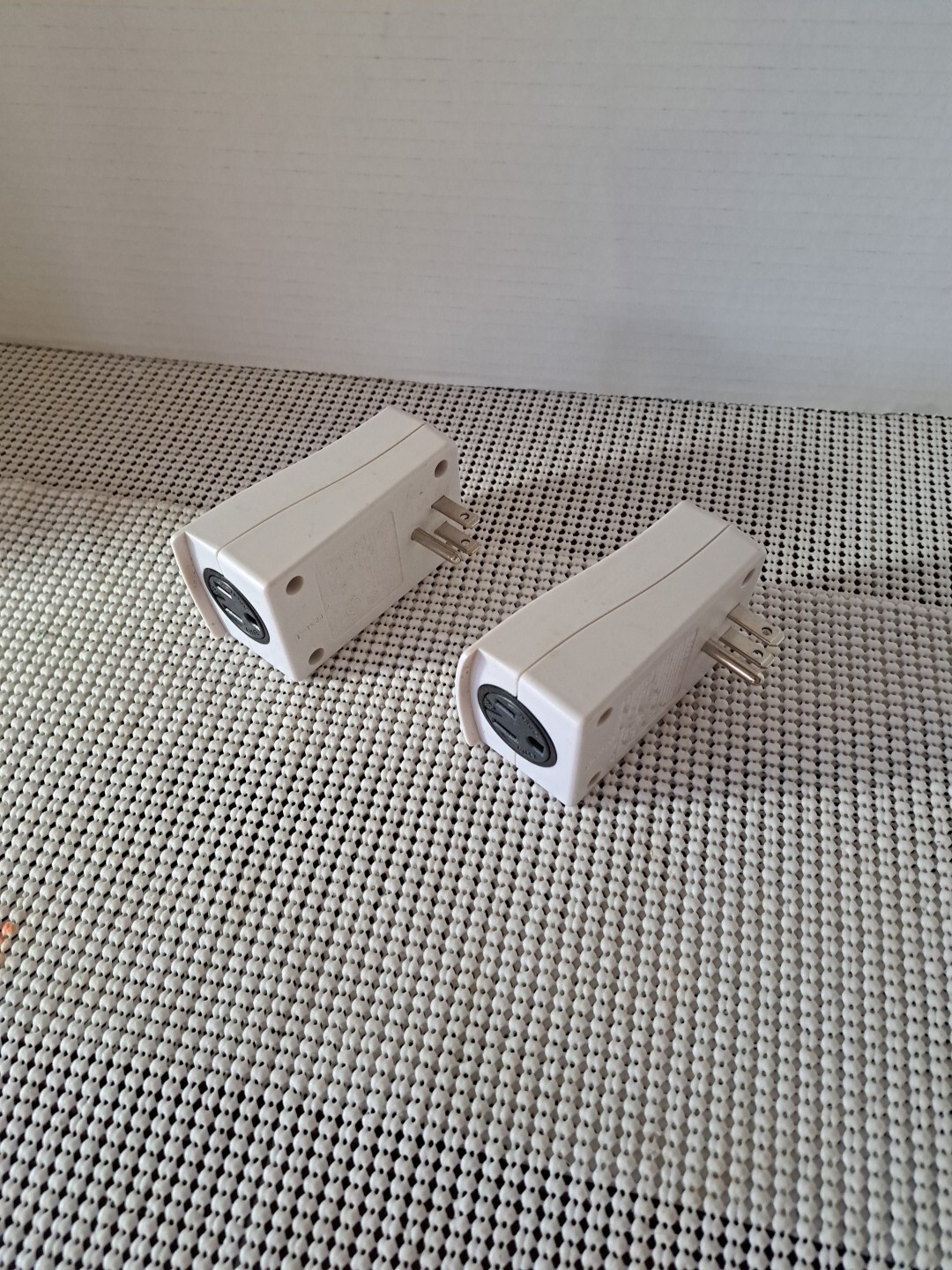 2- Electric Wireless Indoor Outlet RC015 Channel 1 & 3