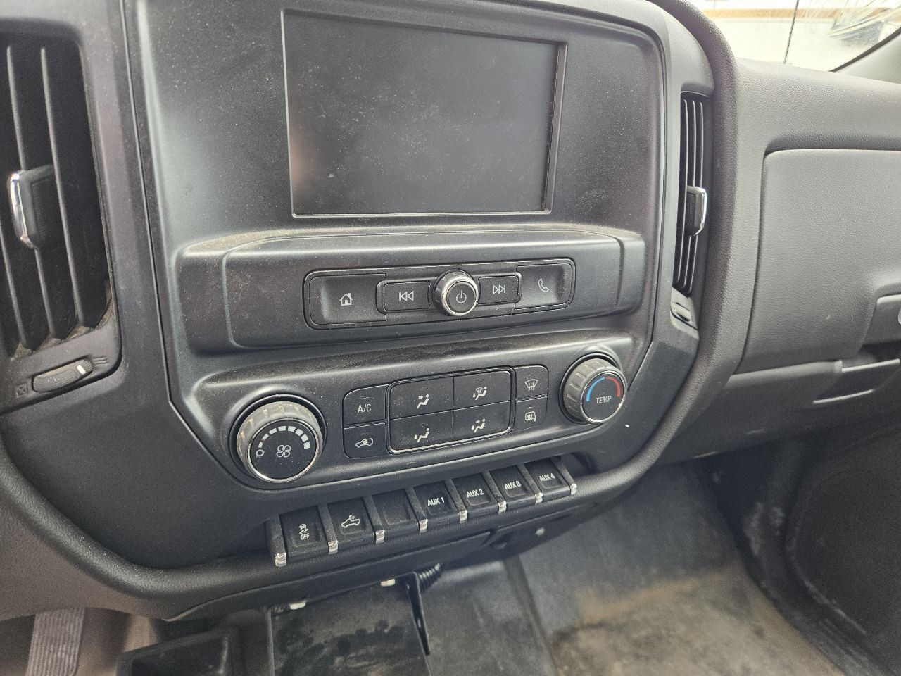 2018-2019 Chevy Silverado Dash Mounted 7" Display Screen Opt IOB