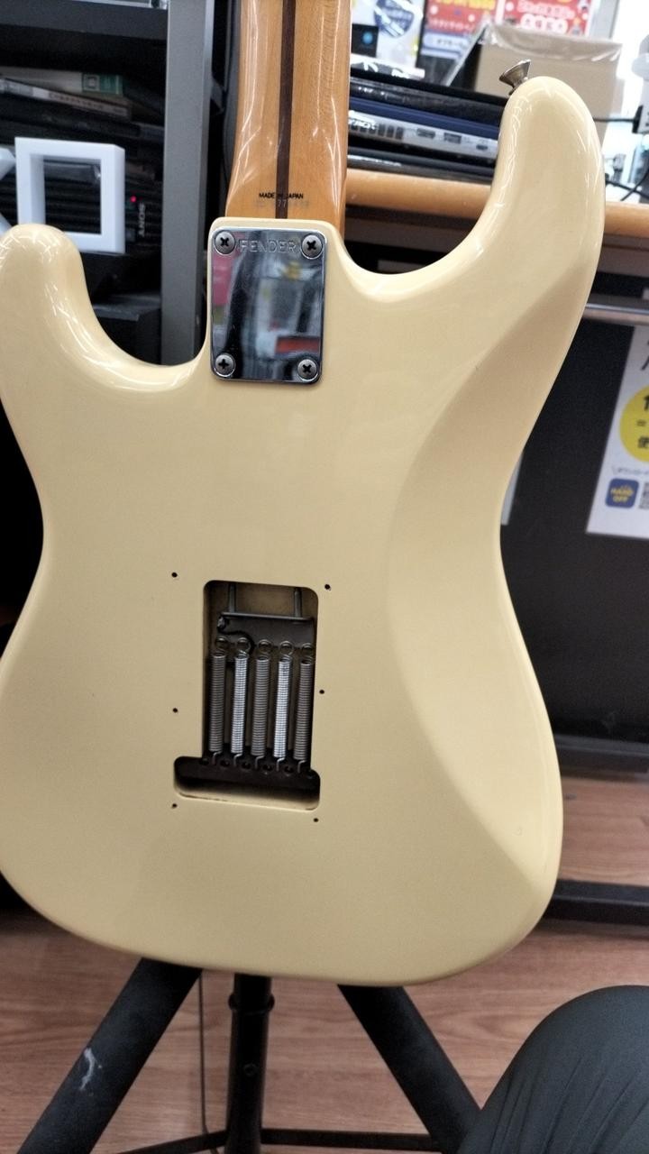 FENDER JAPAN / STD-57 (no260404)