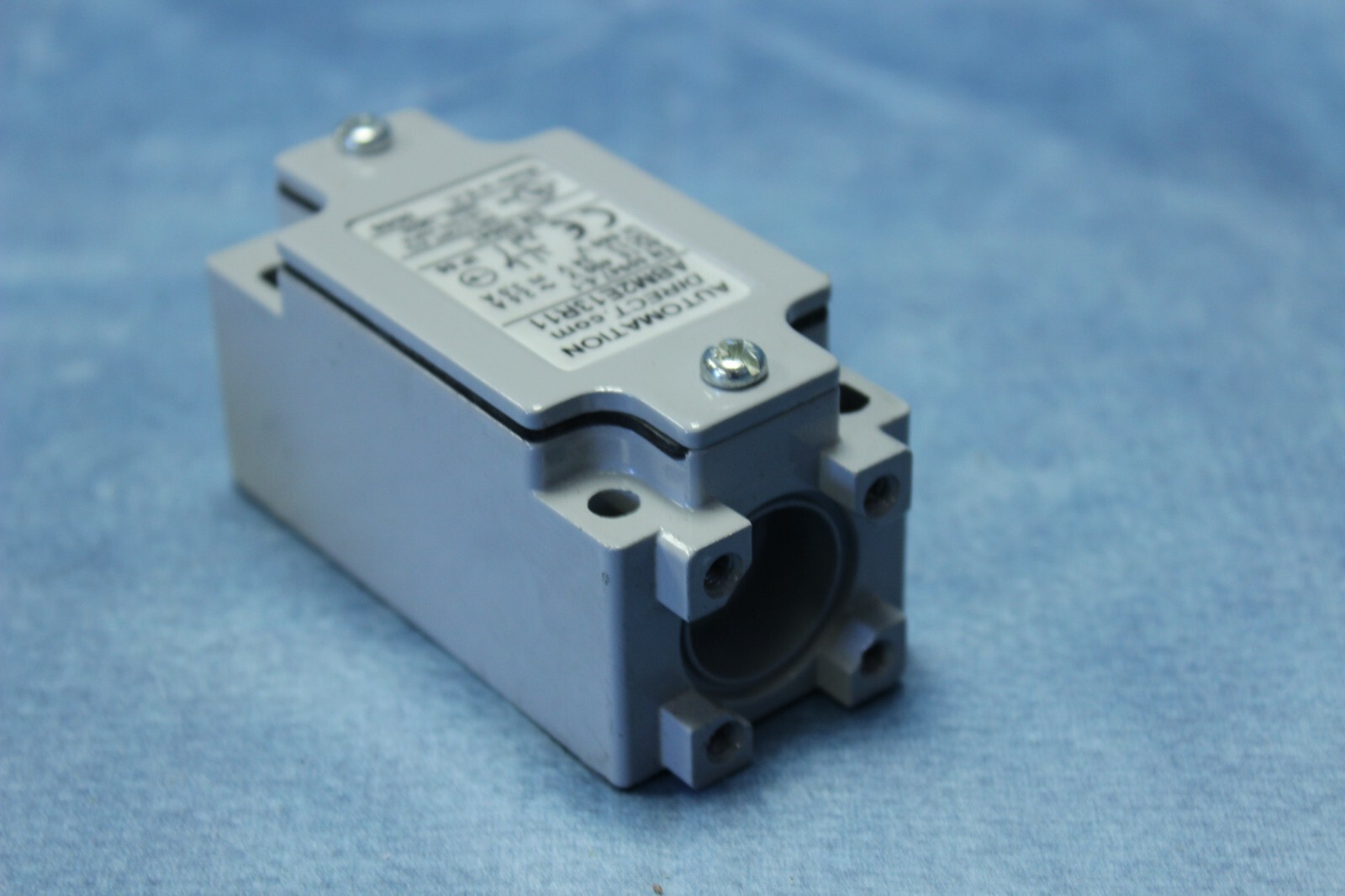 NEW Automation Direct Limit Switch ABM2E13R11 MISSING TOP PART