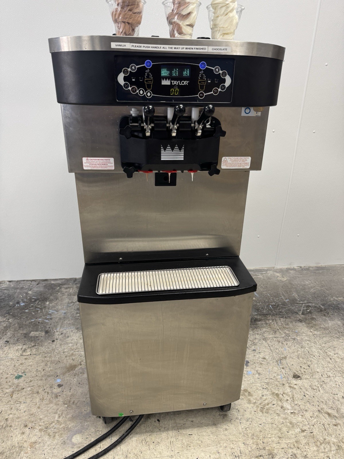 2019 Taylor C712-33 Twin Twist Soft Serve Ice Cream Machine 3ph Air Cooled