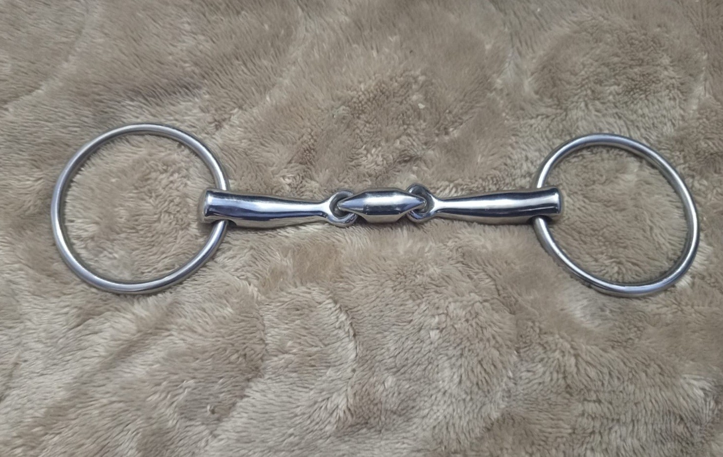 double jointed loose ring snaffle horse bit