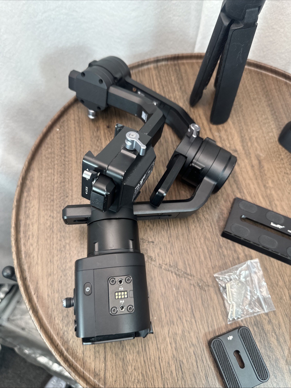 DJI Ronin-S Gimbal Handheld Stabilizer With Hardshell Locking Case