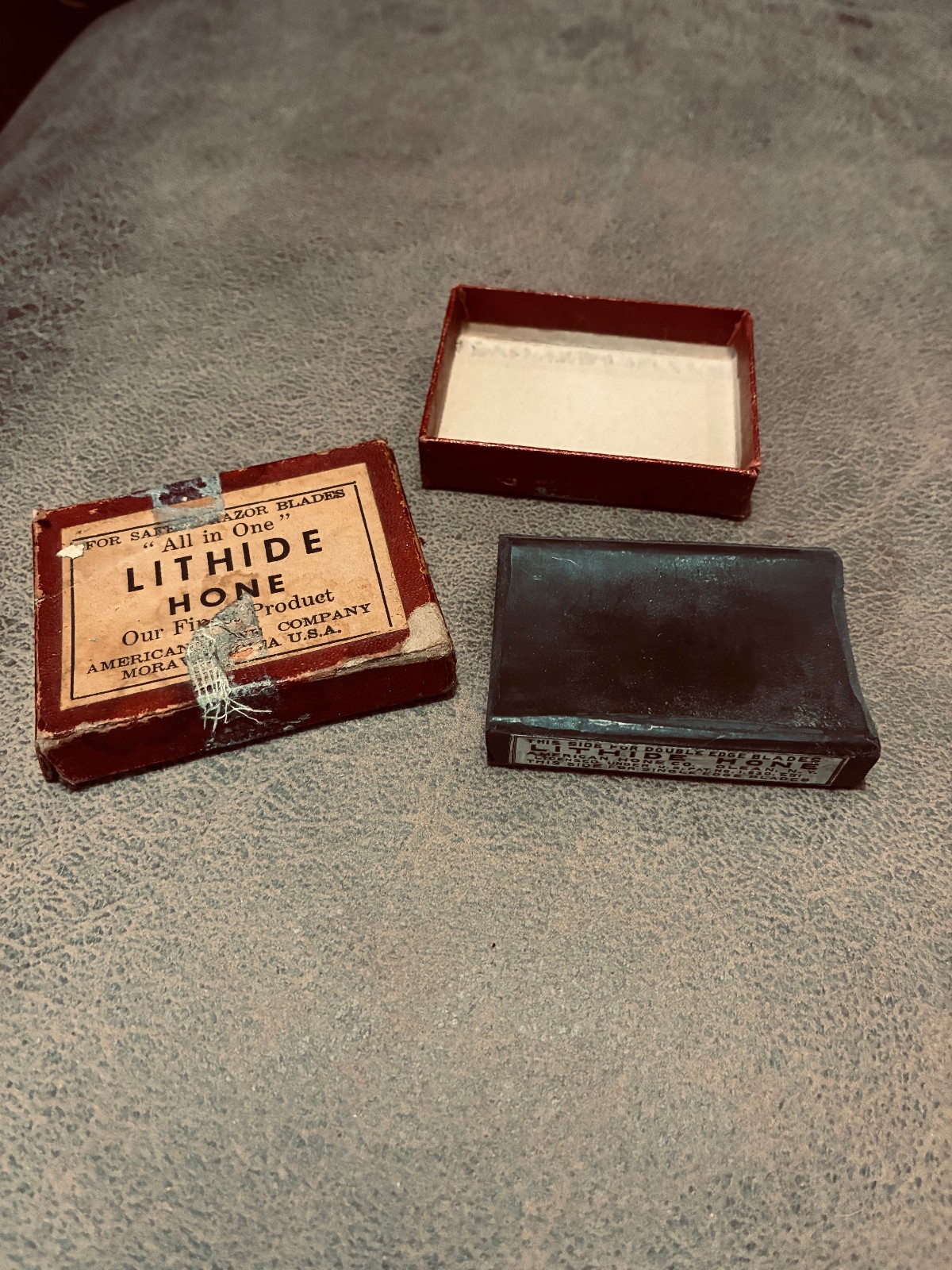 Vintage Lithide Hone Stone By American Hone Co of Moravia, Iowa, Orig Box