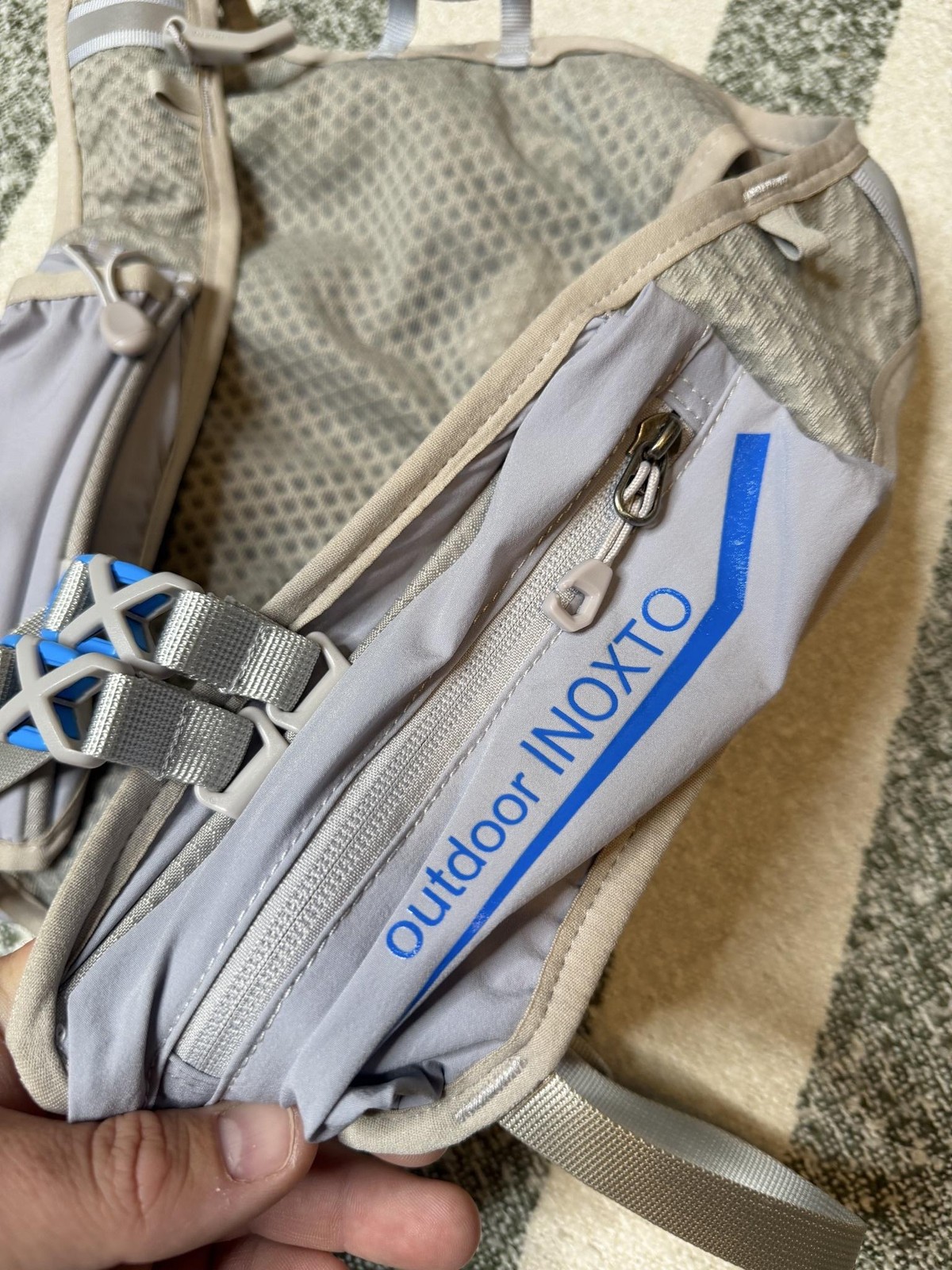 INOXTO Hydration Backpack Gray One Size Lightweight Hiking Pack Water Bladder