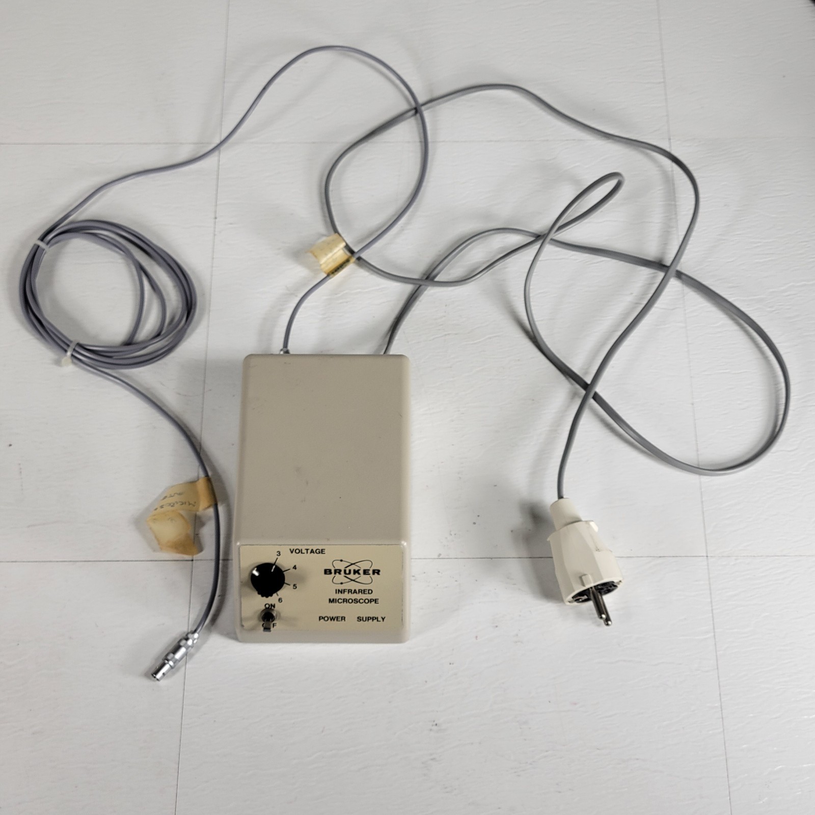 BRUKER Infrared Microscope Power Supply, 3-6V, CEE 7/7 European Style Plug