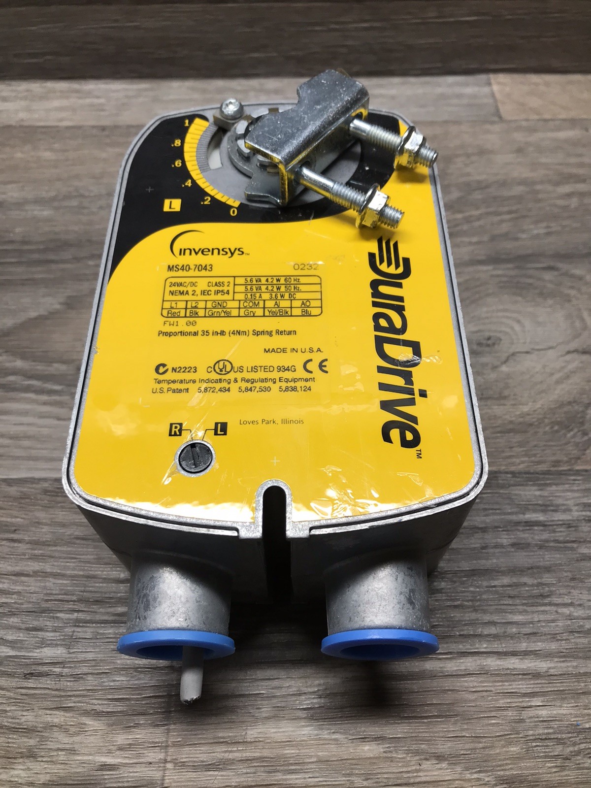 Invensys MS40-7043 DuraDrive Proportional Spring Return Actuator 24V 35 in-lb