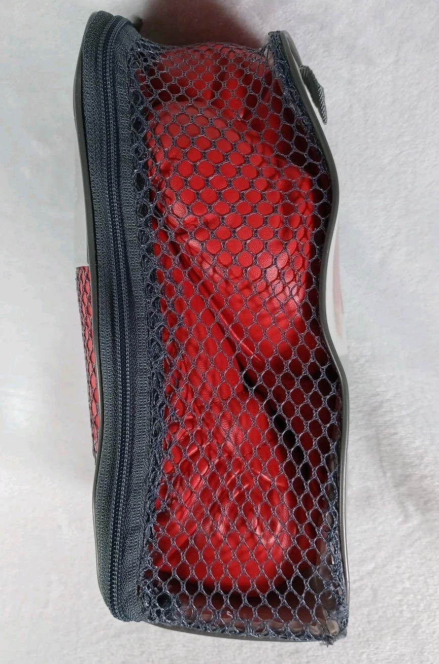 Everlast Small Laceless Training Gloves – Red – New in Case – Model 3003