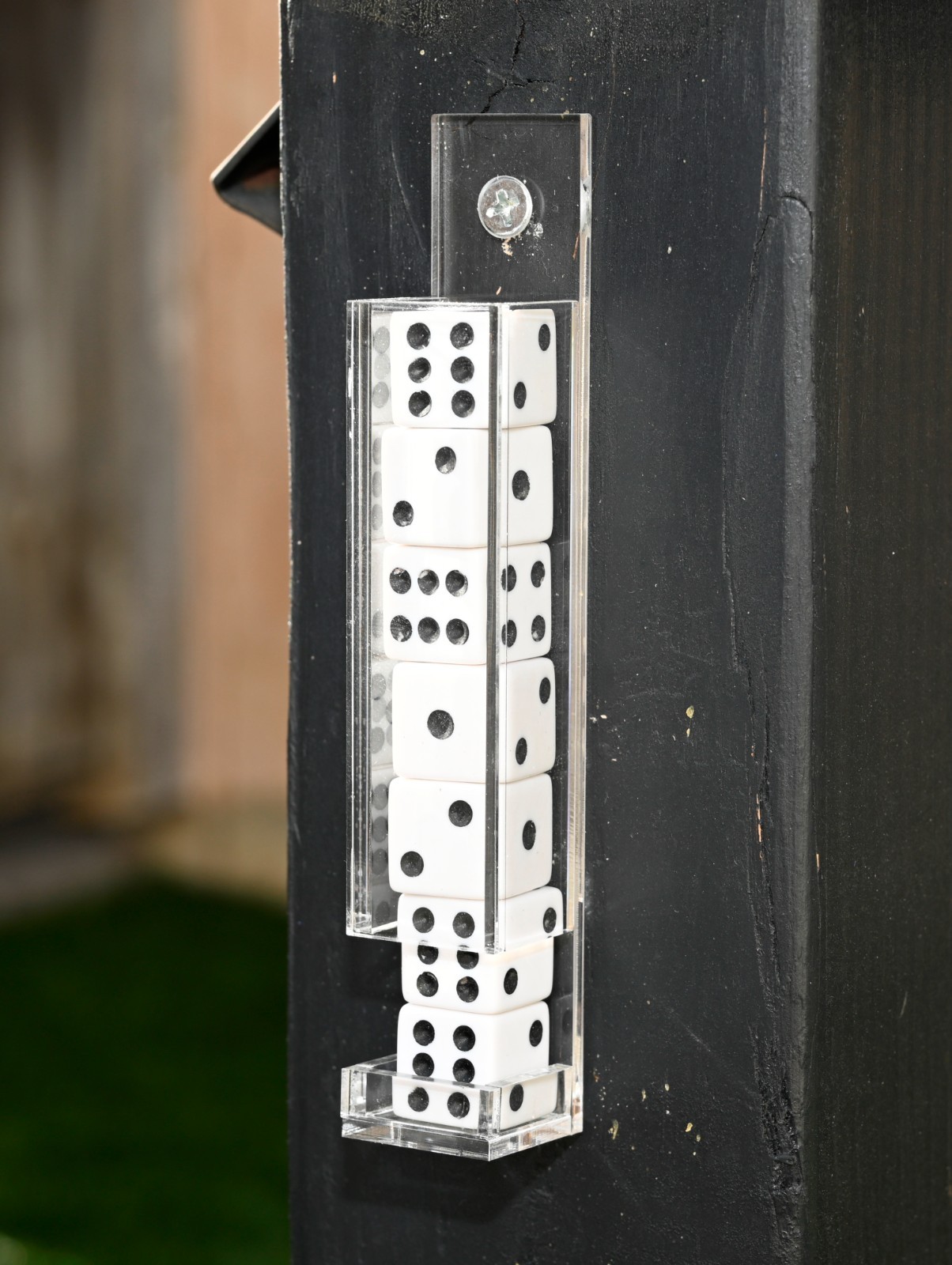 Acrylic Dice (16mm) Dispenser Wall Mount for Beer Die or Snappa + Dice + Screw!