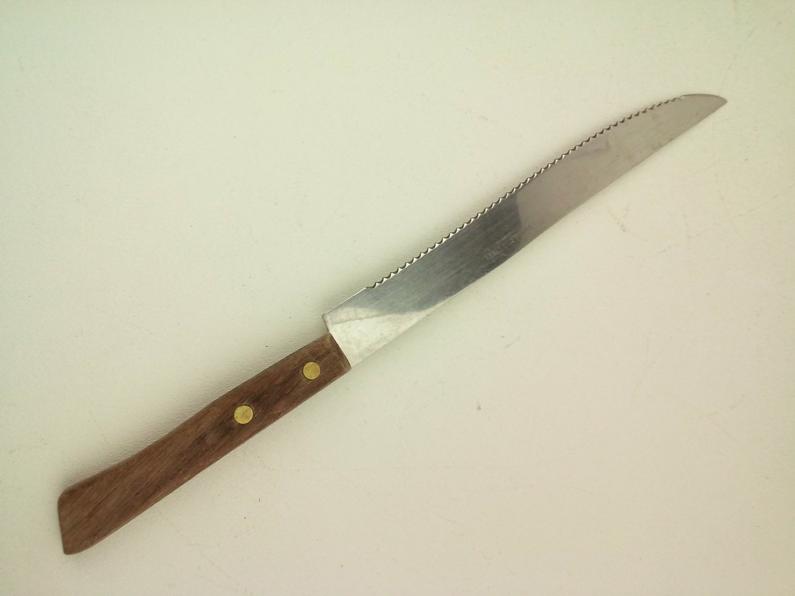 Stainless Steel Japan Steak Knife Serrated 8-Inch Blade Wood Handle