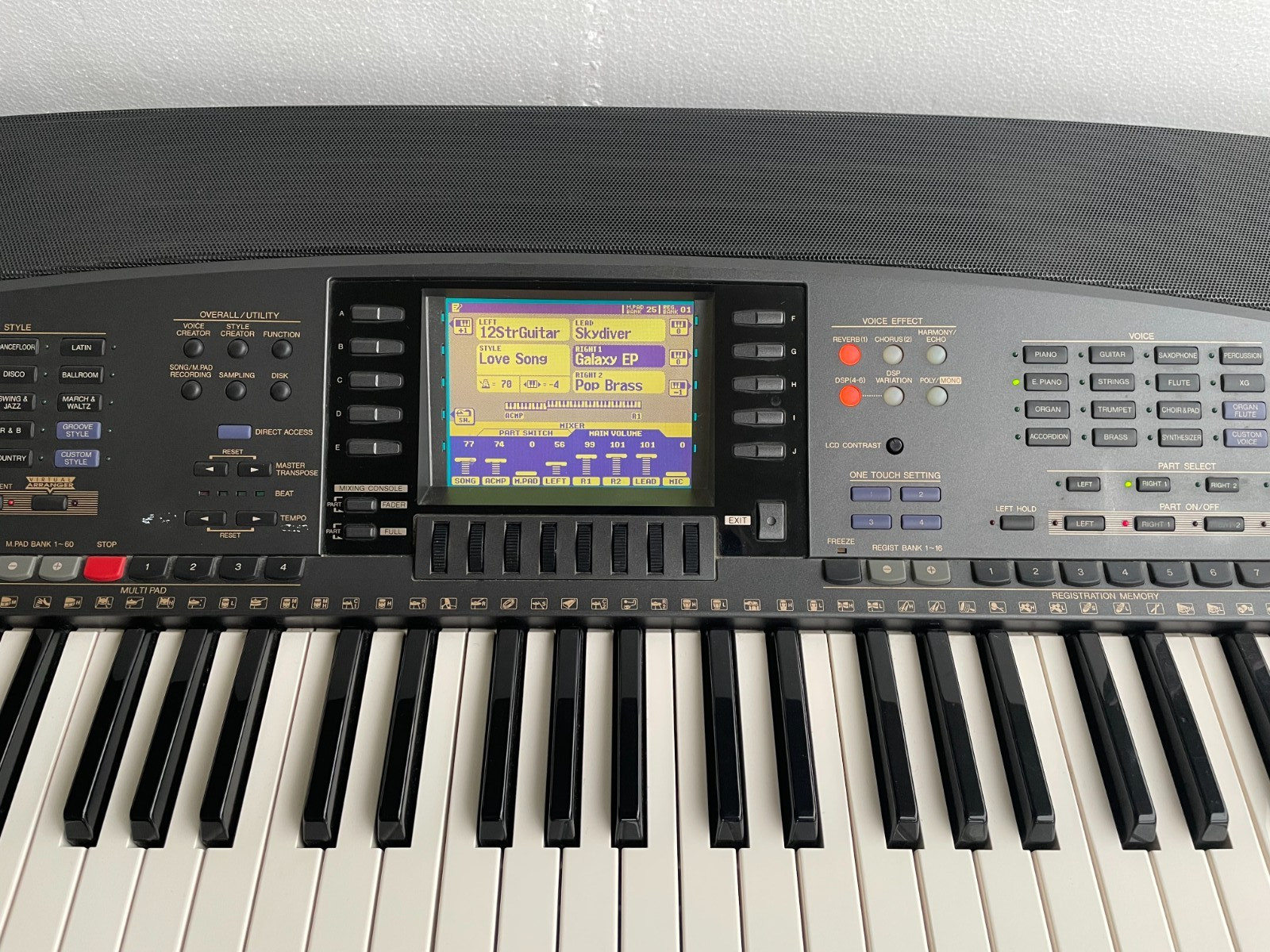 YAMAHA ; PSR- 8000 KEYBOARD / SYSTHESNIZER