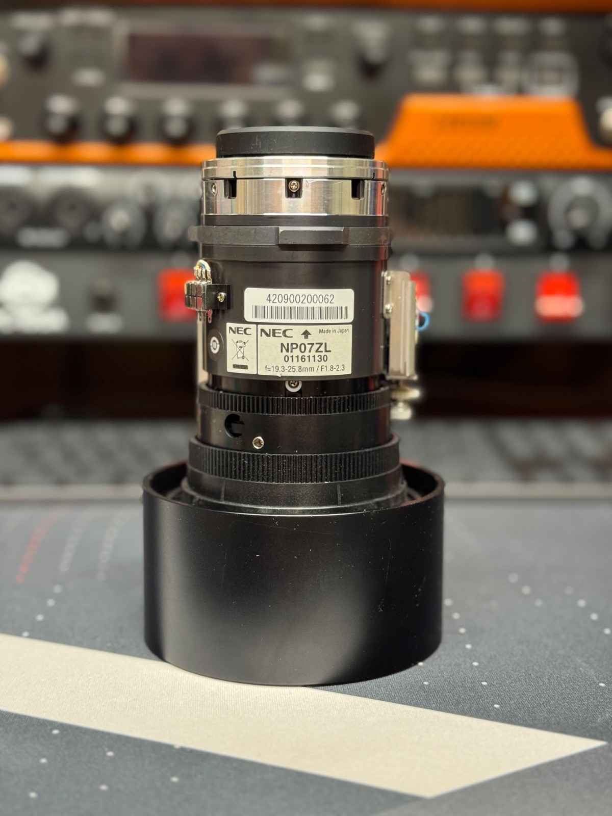 NEC NP07ZL F-19.3-25.8MM / F1.8-2.3 PROJECTOR LENS