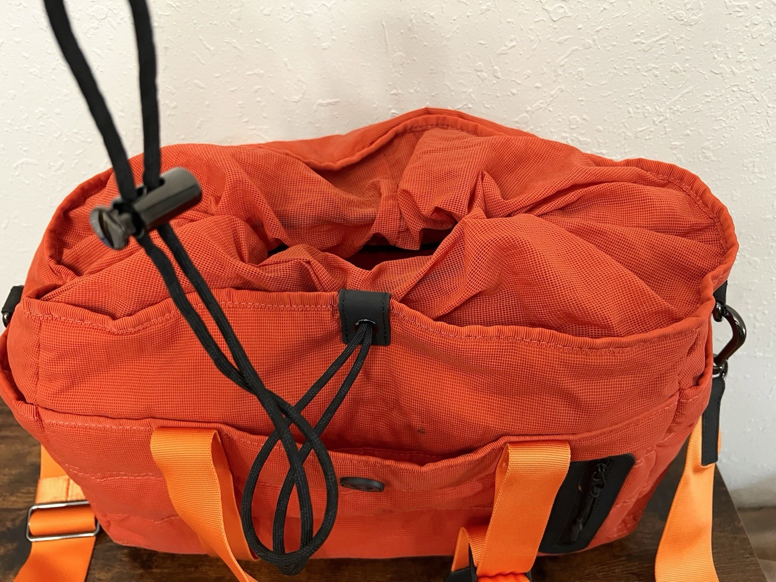 Lululemon Dash All Day Duffel Brick Orange Crossbody Strap Yoga Gym Travel