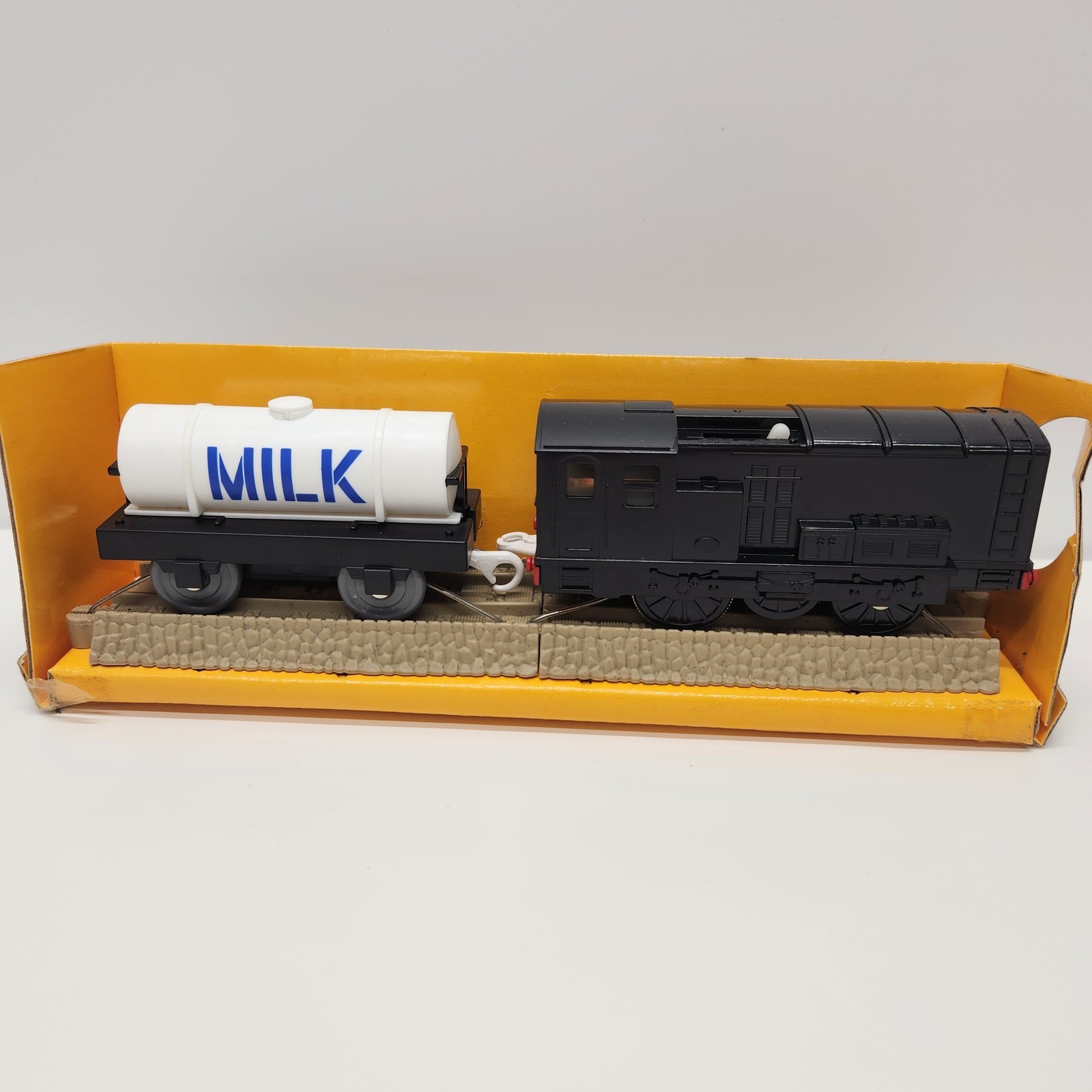 Thomas & Friends Diesel Engine Train Milk Tanker Car Set HIT Toy 2006
