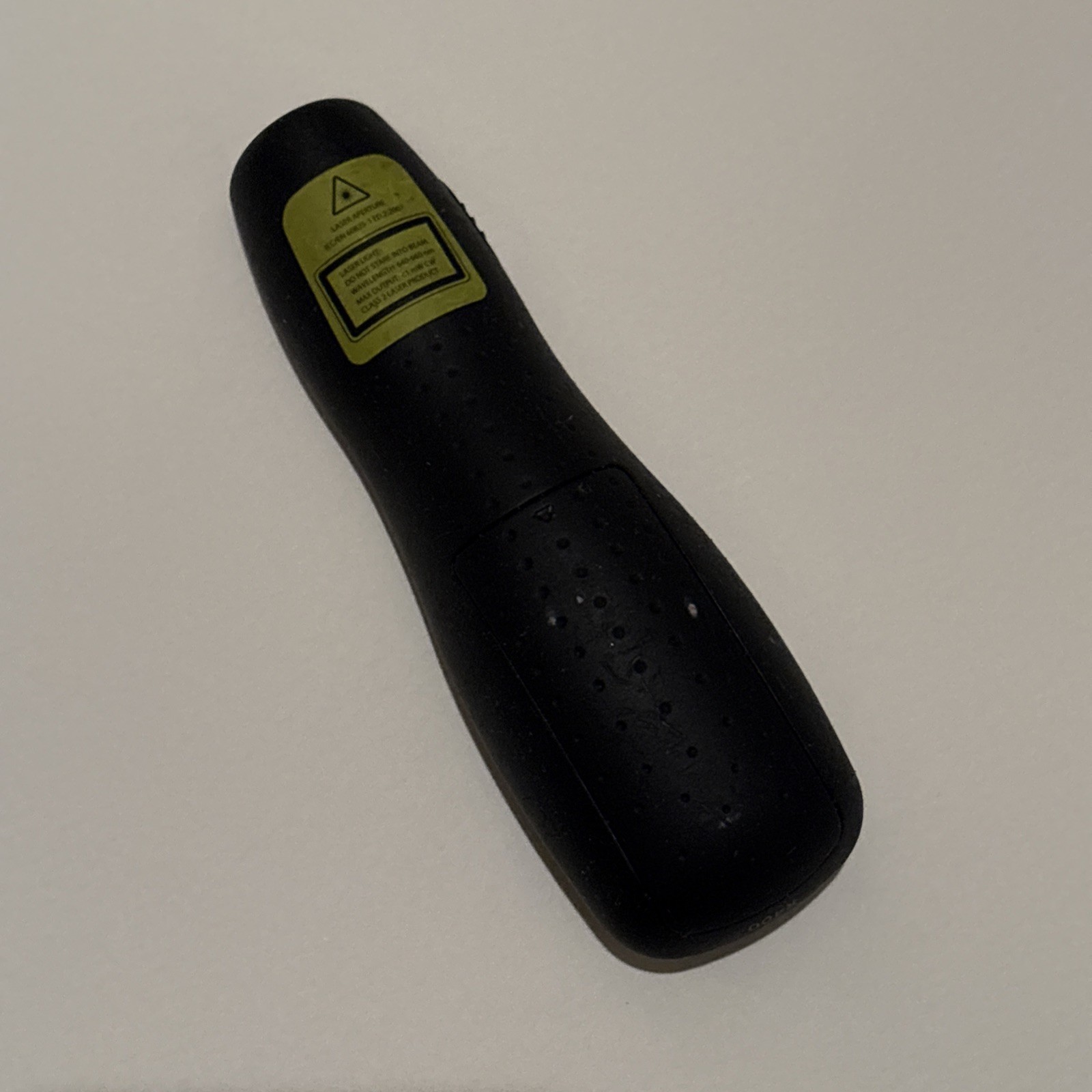 Logitech R-400 Presenter Remote Control Original Clicker Classroom Presentation