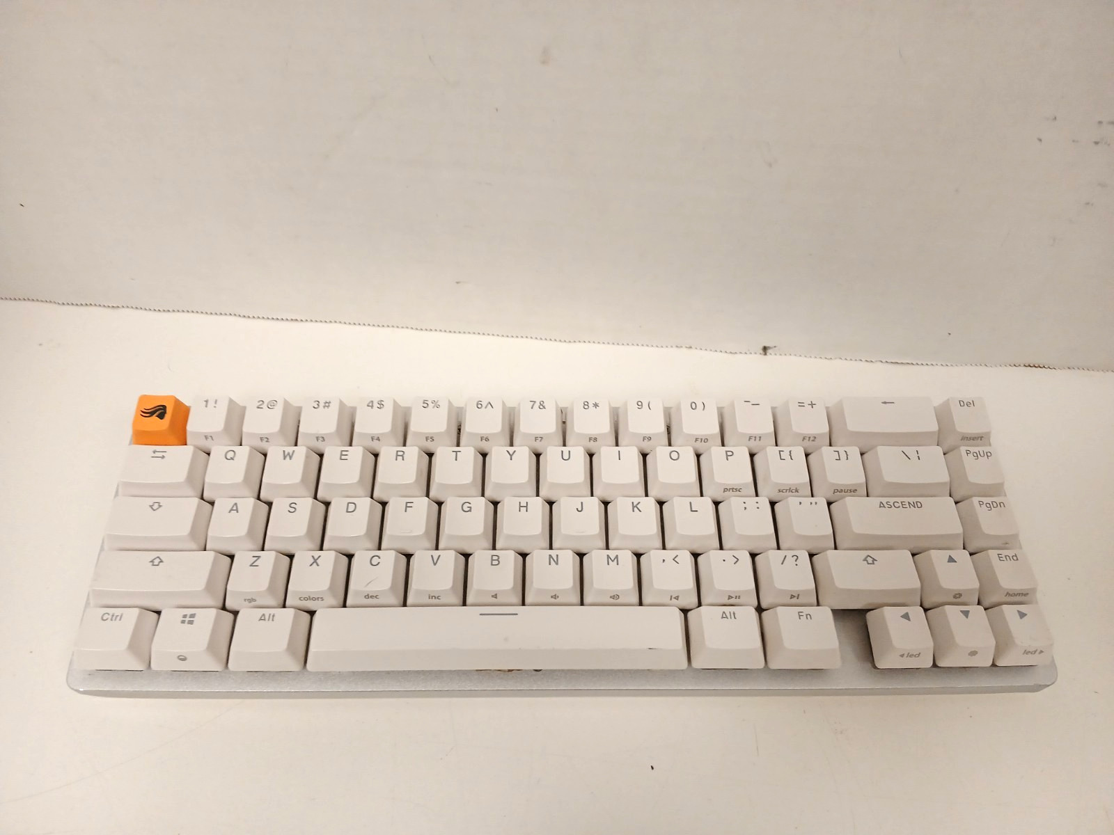 Glorious GMMK 2 Pre-Built Compact Modular Mechanical keyboard, White - NO BOX