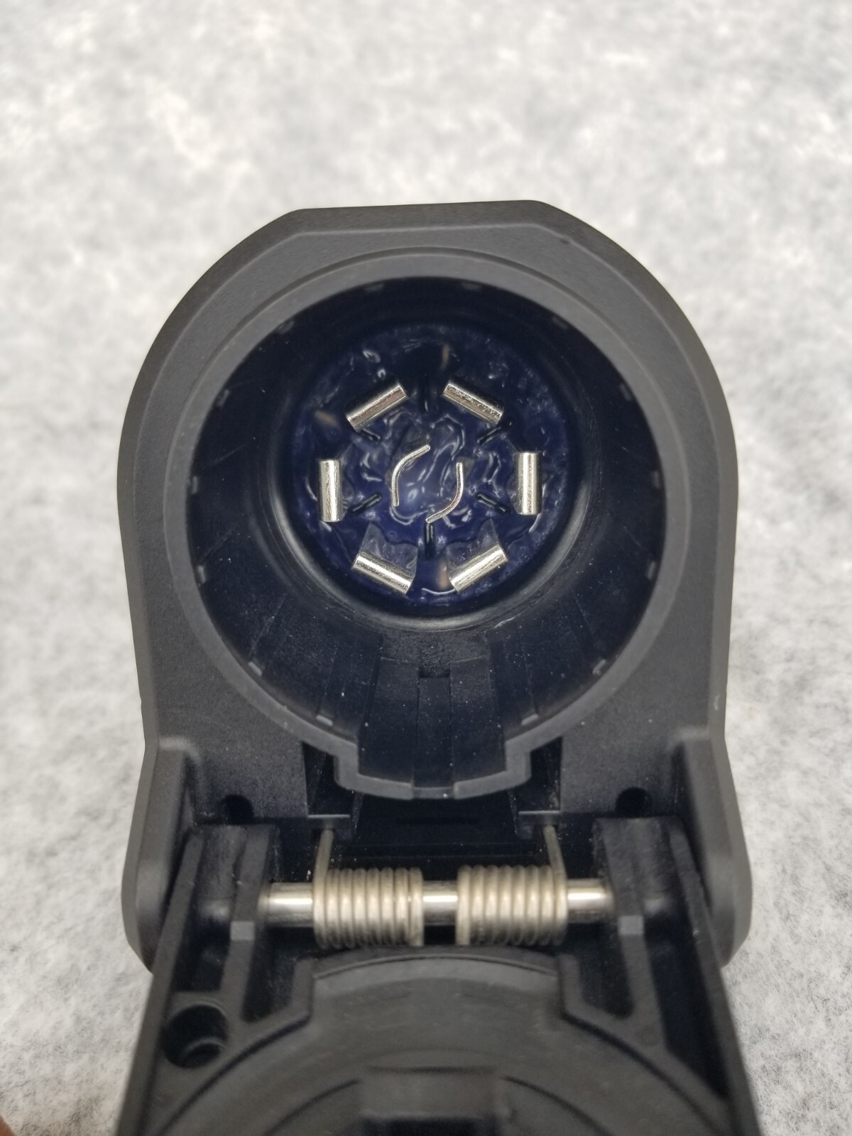 2017 - 2024 Ford Super Duty Trailer plug 7-Blade & 4-Flat Connector Connection