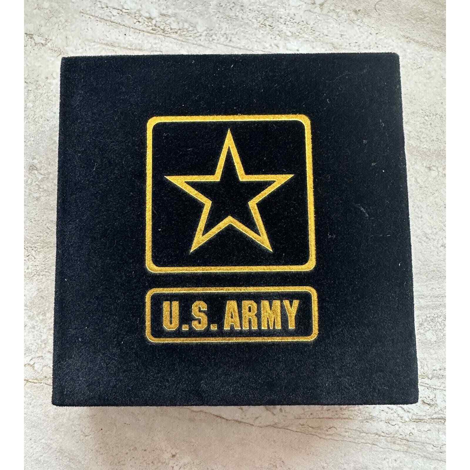 US ARMY SERGEANT E-5 Challenge Coin With Special Army Velvet Case