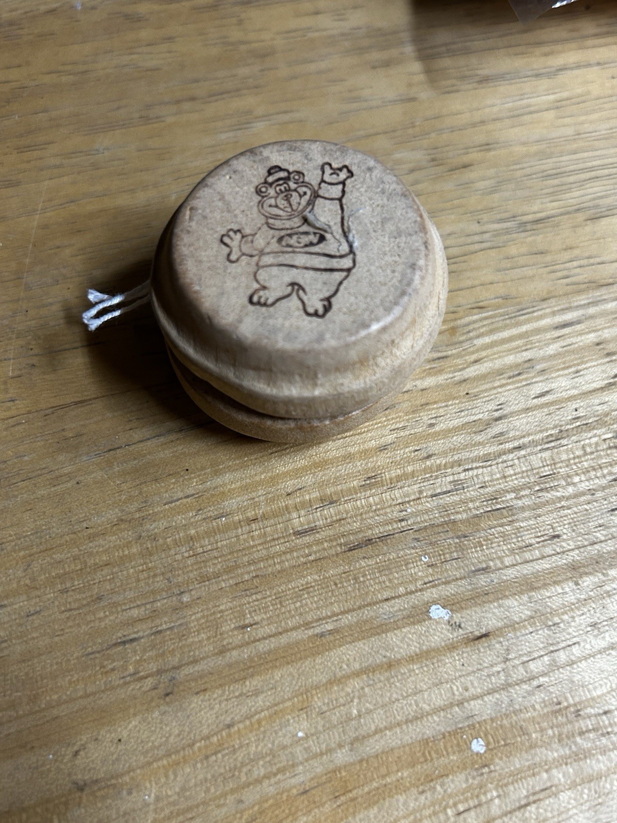 A&W Kid's Pack Toy Yoyo - Vintage Collectable wooden undersized yo-yo - NEW