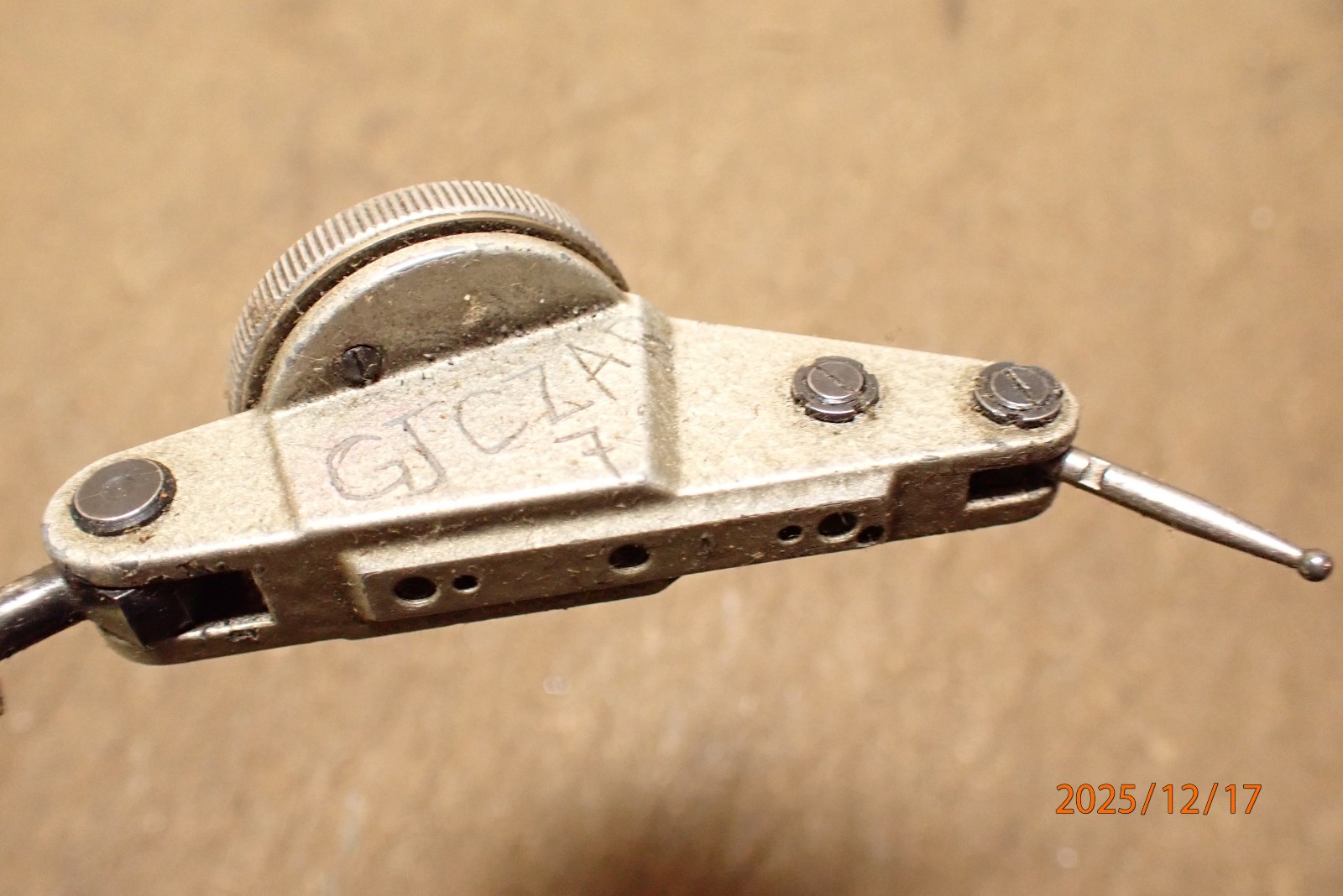 OLDER SWISS MADE INTERAPID DIAL TEST INDICATOR 312B-2 ; .0005 WITH MOUNT ARM